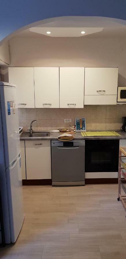 Location Saisonniere Apartment Menton Bagian luar foto