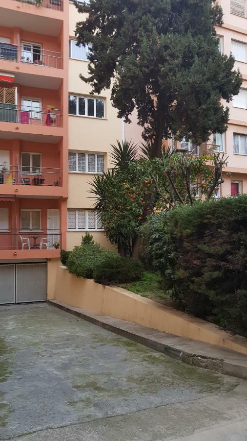Location Saisonniere Apartment Menton Bagian luar foto